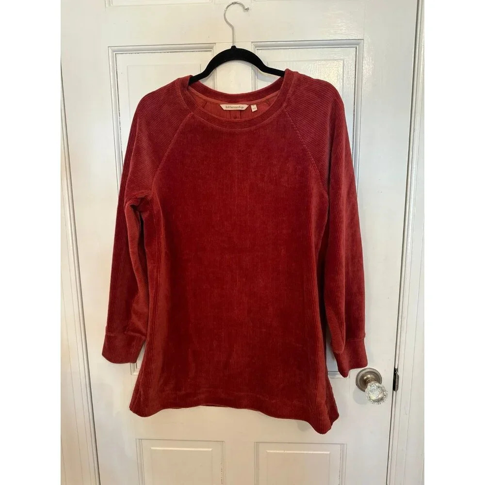Soft Surroundings Rust Ribbed Sweater with Buttons on Back size S EUC